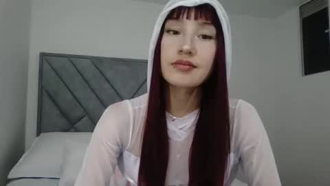 Lisa Roberths online show from November 2025 04:56:01 AM