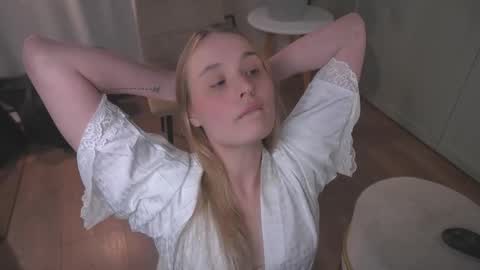 Elisabeth or Lisa online show from February 2026 08:57:02 PM