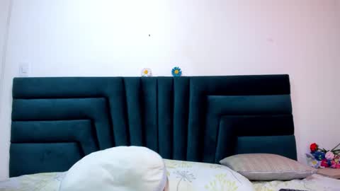 lisa white  online show from February 2025 01:08:01 AM