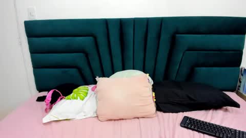 lisa white  online show from March 2025 04:27:02 AM