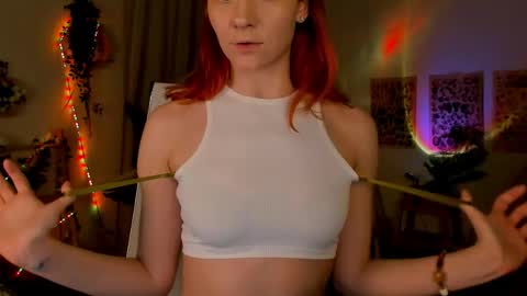Lisa Aris online show from May 2026 04:04:02 PM
