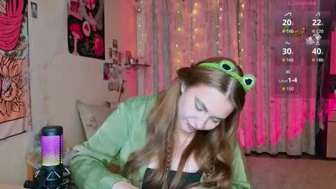 LisaCase online show from October 2025 04:07:02 PM