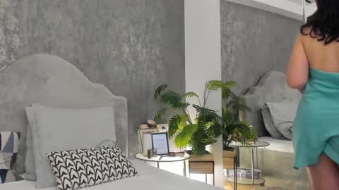 lisacroft online show from March 2026 05:35:02 AM