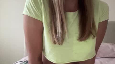 Lisa online show from January 2025 12:09:01 PM