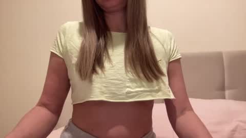 Lisa online show from February 2025 04:28:01 PM