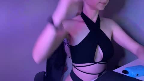 Lisa online show from September 2025 05:34:01 PM