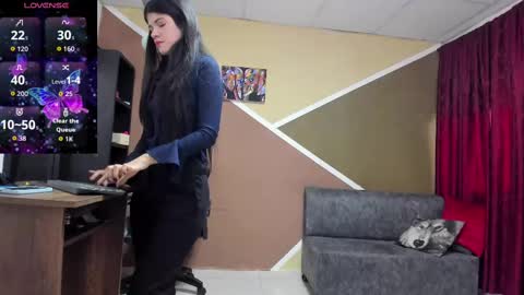 Snapshot of lisagray_1 chatting on September 2025 07:29:01 PM Lisa Gray Independent Model online show from September 2025 07:29:01 PM