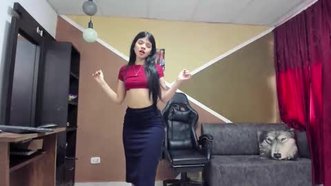 Snapshot of lisagray_1 chatting on December 2025 08:04:01 PM Lisa Gray Independent Model online show from December 2025 08:04:01 PM