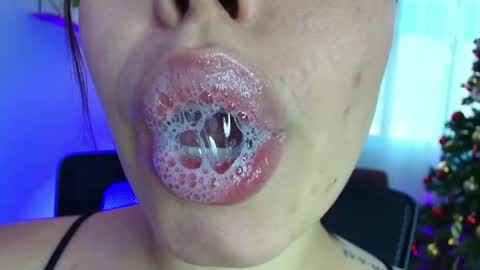 Lisbet online show from January 2025 10:17:01 PM