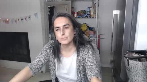 Snapshot of lisettelaroche chatting on December 2025 01:13:01 AM Lisette LaRoche online show from December 2025 01:13:01 AM