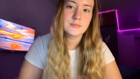 Snapshot of lisi_kiss_ chatting on June 2026 07:41:01 PM Aurora online show from June 2026 07:41:01 PM