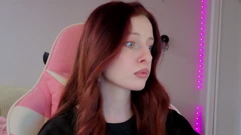 Snapshot of lisiasweet chatting on January 2026 02:43:01 PM Lika online show from January 2026 02:43:01 PM