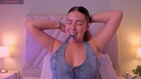  Lis Muller  online show from January 2026 12:52:01 PM