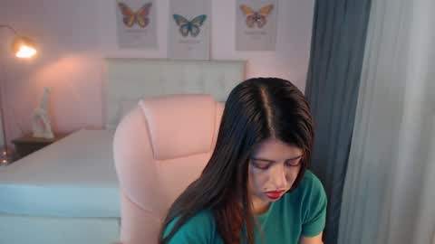 Andrea online show from January 2025 12:30:01 PM