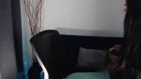  Liss  online show from December 2024 10:38:02 AM