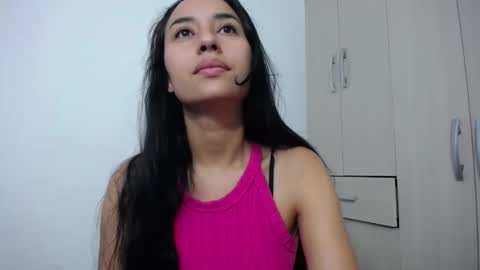 Lisa online show from September 2025 12:21:02 PM