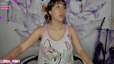 Lissa Kim  online show from October 2025 11:02:01 AM