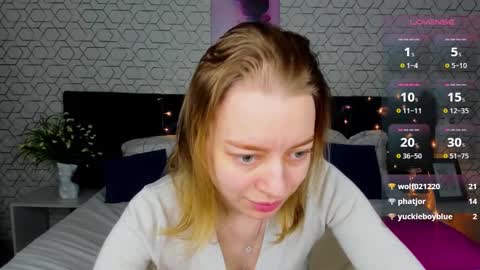 Snapshot of lissa_kitsune chatting on December 2024 08:26:02 AM Lissa online show from December 2024 08:26:02 AM