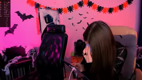 lissa_night online show from October 2025 07:36:02 PM