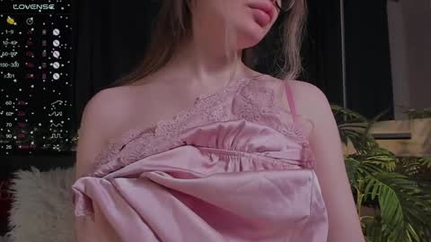 lissa_rose online show from December 2024 10:59:01 AM