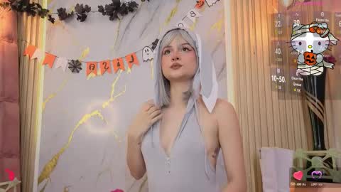 LISSA DUPONT online show from October 2025 11:47:02 AM