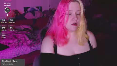Snapshot of lissamuff chatting on July 2026 06:33:01 PM Lissa online show from July 2026 06:33:01 PM