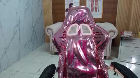 lissandra_s online show from October 2025 08:39:02 PM