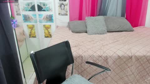 lissa online show from December 2024 09:56:01 PM