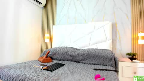 Lisseth Long  online show from January 2025 06:06:02 AM