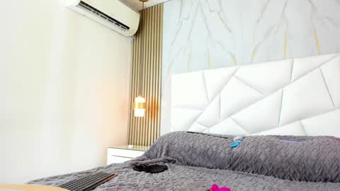 Lisseth Long  online show from February 2025 08:42:01 AM