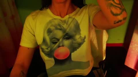 Liss online show from January 2025 04:19:01 PM