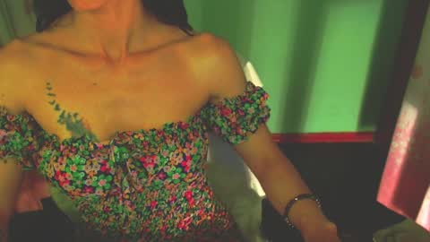 Liss online show from February 2025 03:30:02 PM