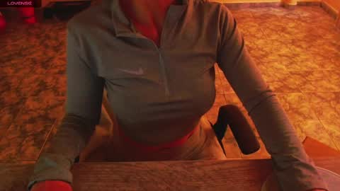 Liss online show from September 2025 05:02:01 PM