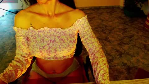 Liss online show from October 2025 04:02:02 AM