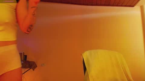 Liss online show from December 2025 04:16:01 PM