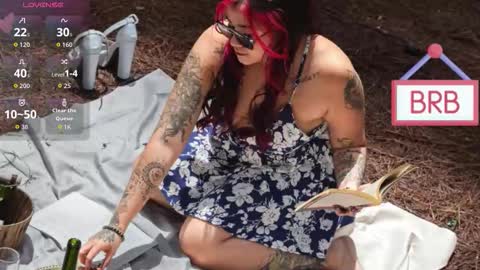 Lissy online show from December 2025 07:07:02 PM