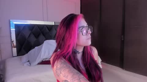 Lissy online show from March 2026 12:01:02 PM