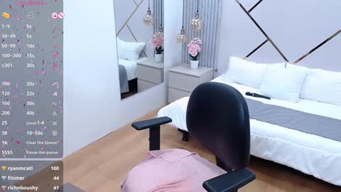 Lita online show from December 2024 04:25:01 PM