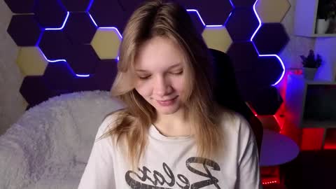 Lena online show from January 2025 01:11:01 AM