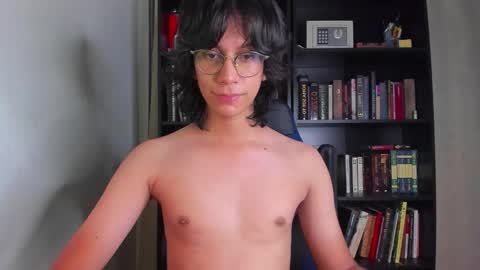 Literateboy online show from October 2025 12:57:01 AM