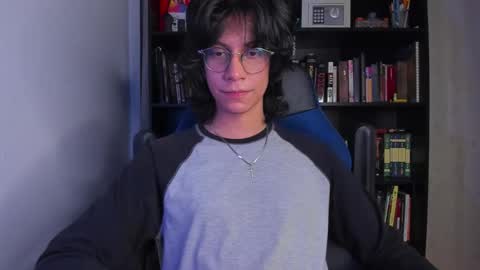 Literateboy online show from November 2025 01:05:02 AM