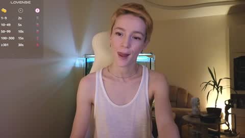 Alisa online show from February 2025 05:59:01 PM