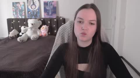 little__flowers online show from October 2025 07:43:01 AM