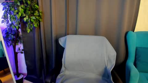 Snapshot of little__isabel chatting on June 2026 08:07:02 AM Isabel online show from June 2026 08:07:02 AM