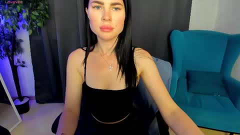Snapshot of little__isabel chatting on July 2026 07:54:01 AM Isabel online show from July 2026 07:54:01 AM