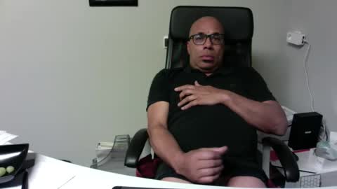 Snapshot of little_buddha chatting on April 2026 08:12:02 PM Pure Black Power online show from April 2026 08:12:02 PM