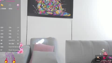 Snapshot of little_caro13 chatting on December 2024 08:37:01 PM Independent model carolina online show from December 2024 08:37:01 PM