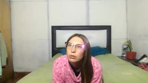 Diablita online show from September 2025 10:49:02 AM