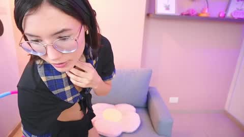 Little Effy online show from March 2025 09:15:01 PM