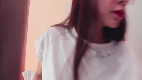 Help me reach 100 likes online show from January 2025 07:08:01 PM